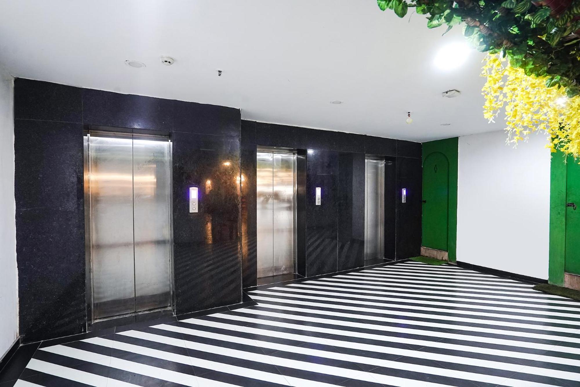 Fabhotel Prime Cloud 9 Ghaziabád Exteriér fotografie
